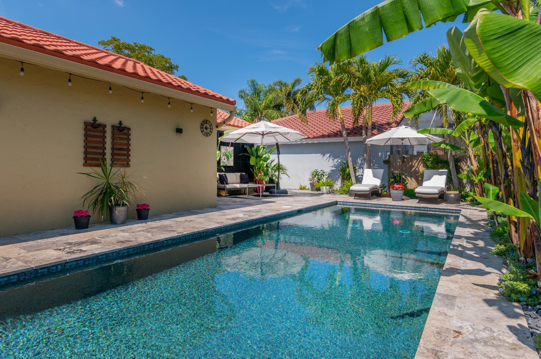 Country Isles Garden Homes - Residential