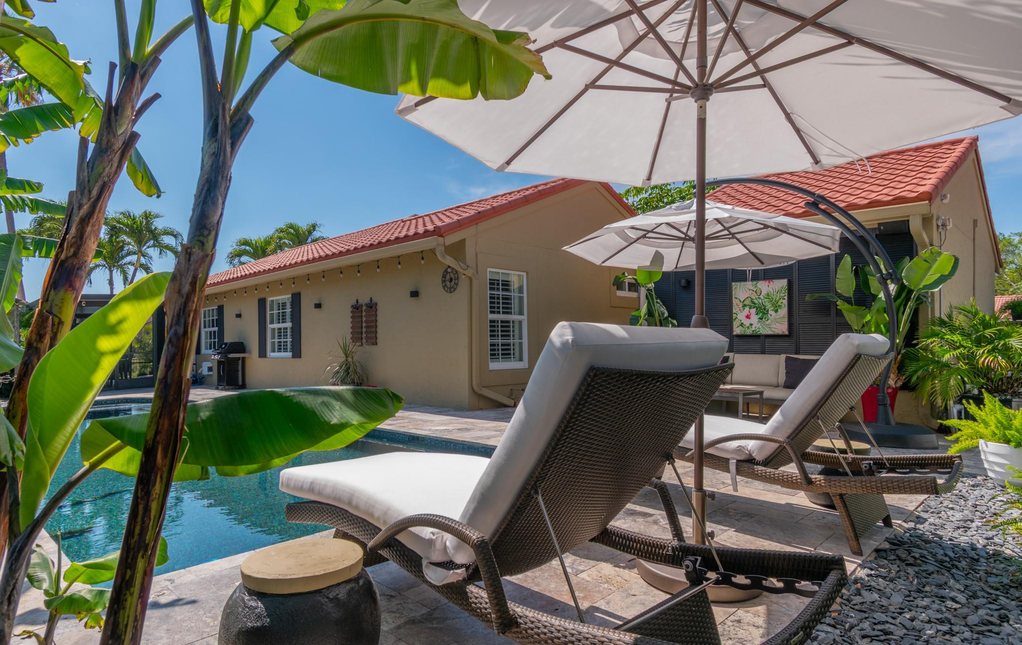 Country Isles Garden Homes - Residential