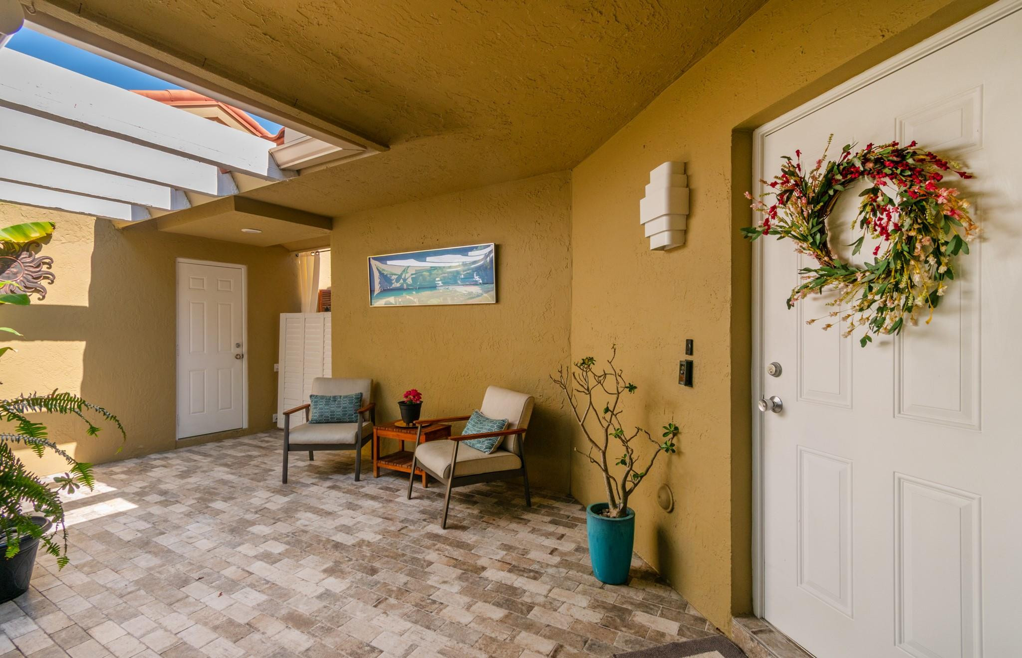 1227 Seagrape Circle