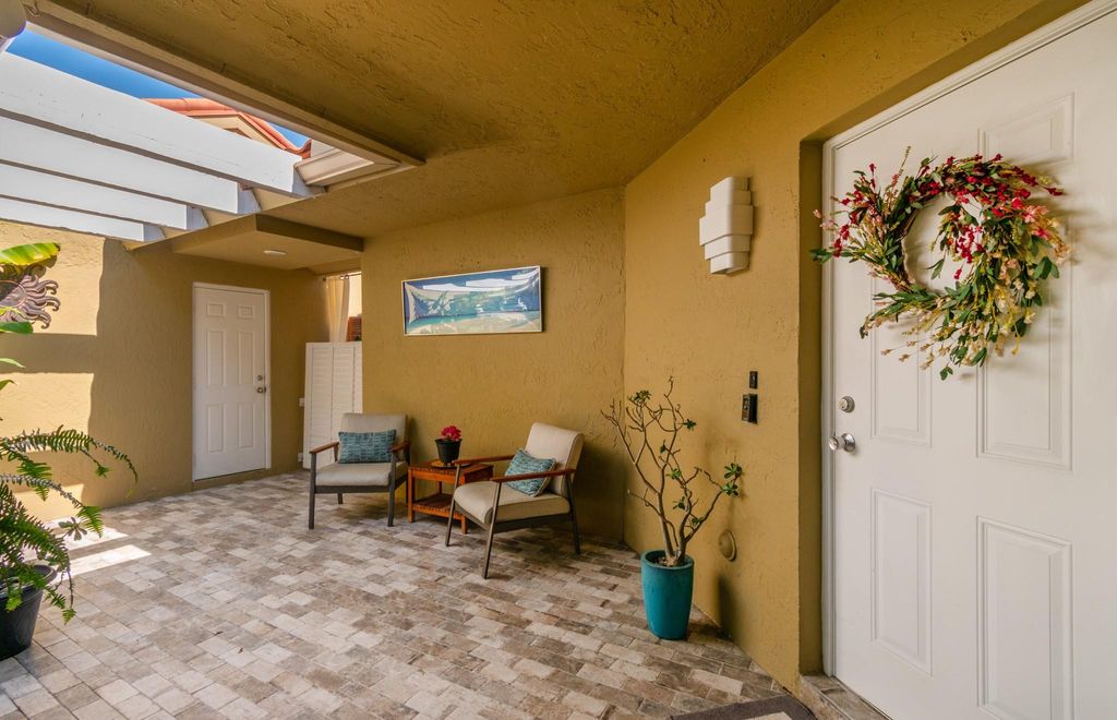 Photo of 1227 Seagrape Circle, Weston, FL 33326 (MLS # F10544802)