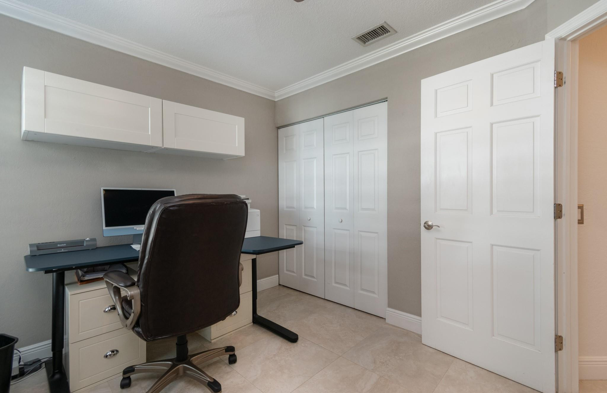 Country Isles Garden Homes - Residential