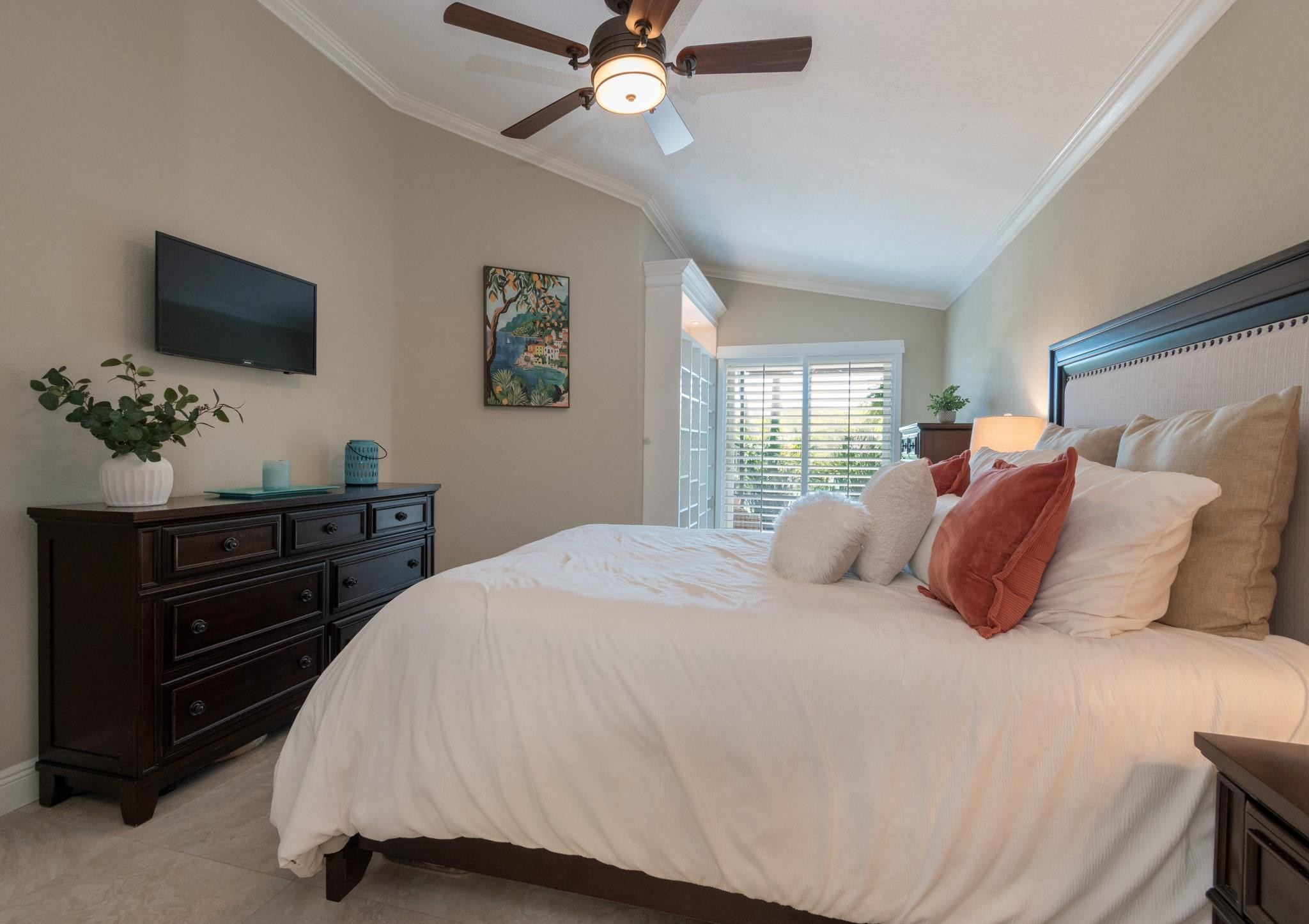 Country Isles Garden Homes - Residential