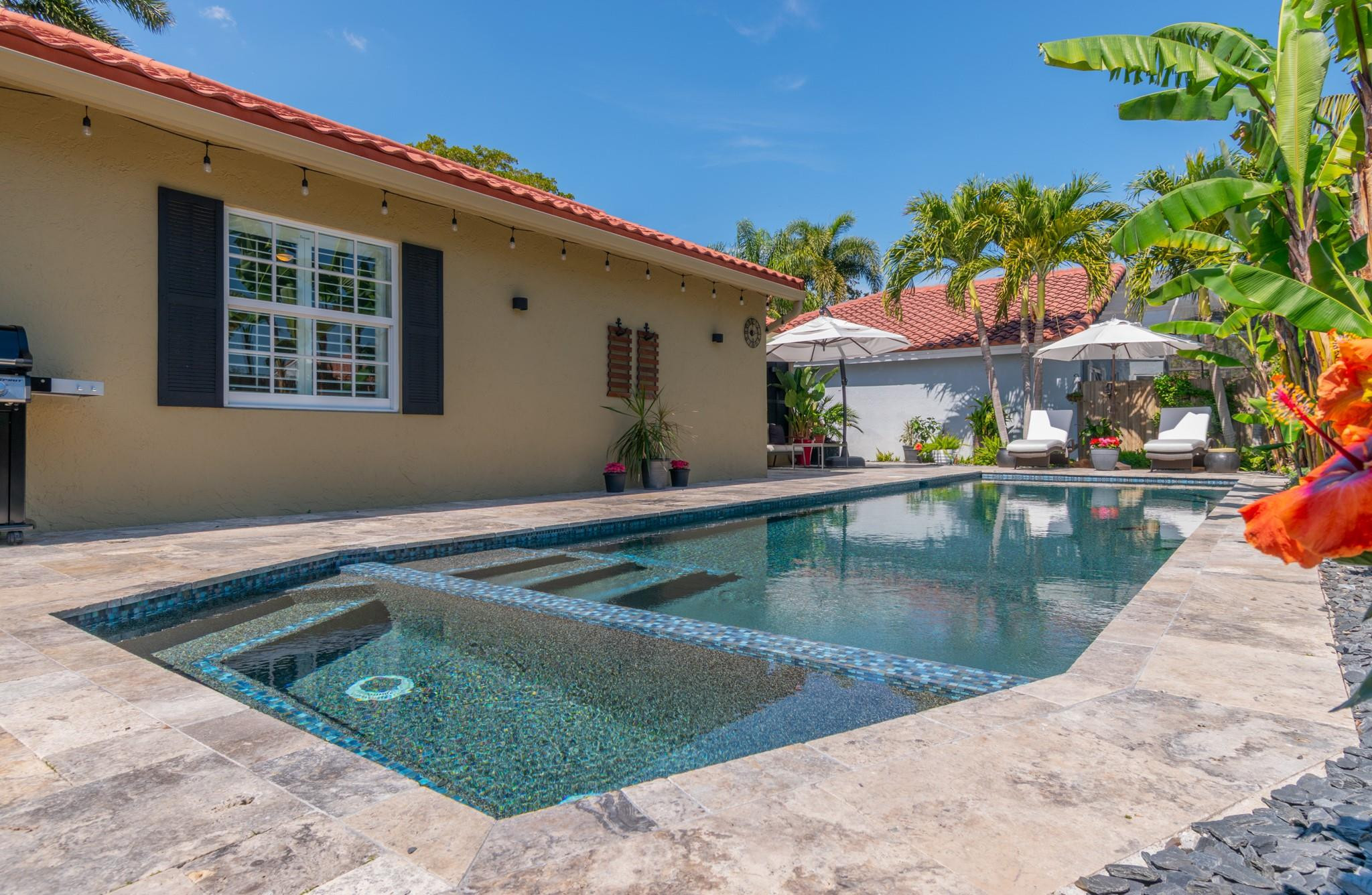 Country Isles Garden Homes - Residential