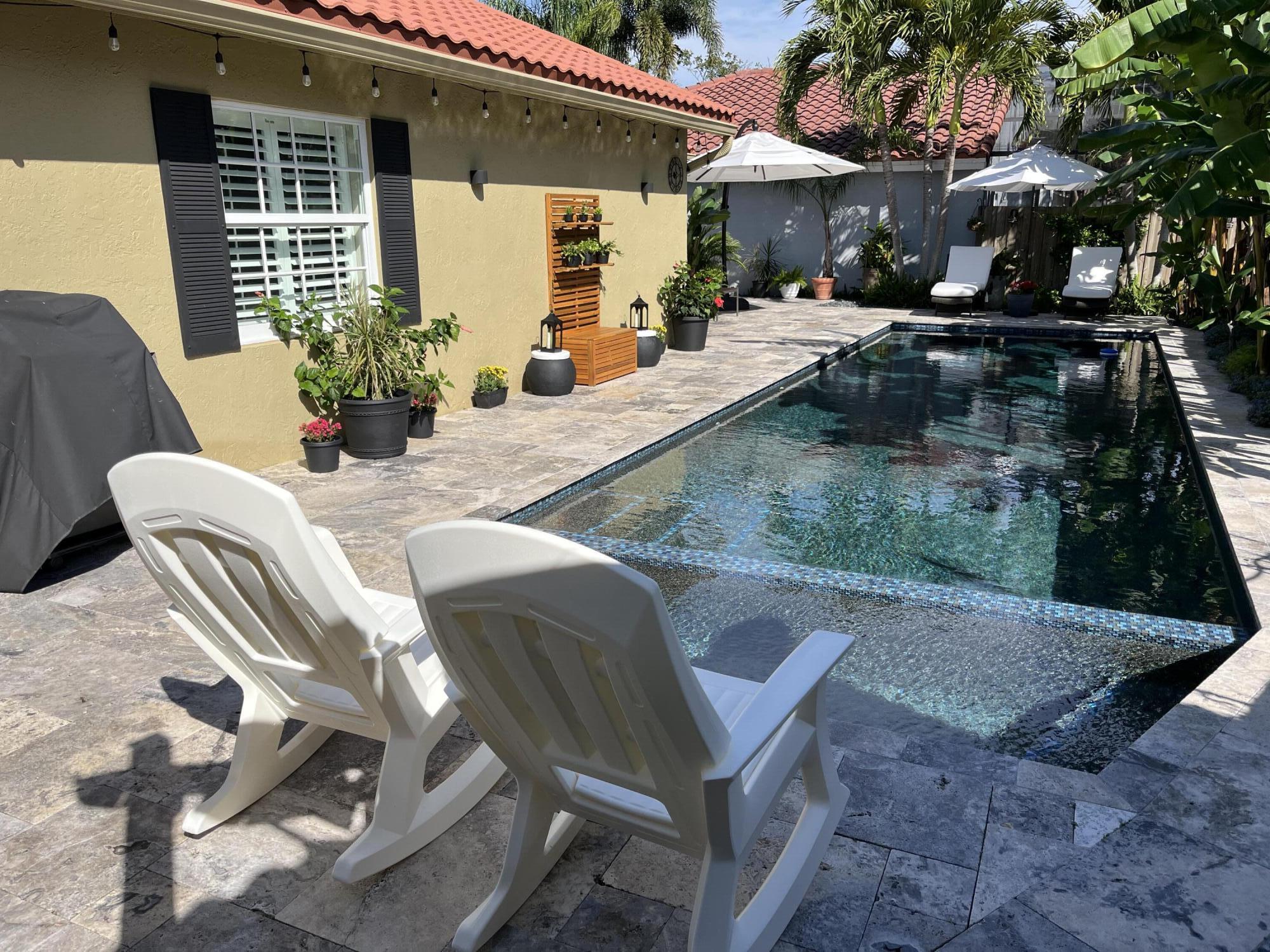 Country Isles Garden Homes - Residential