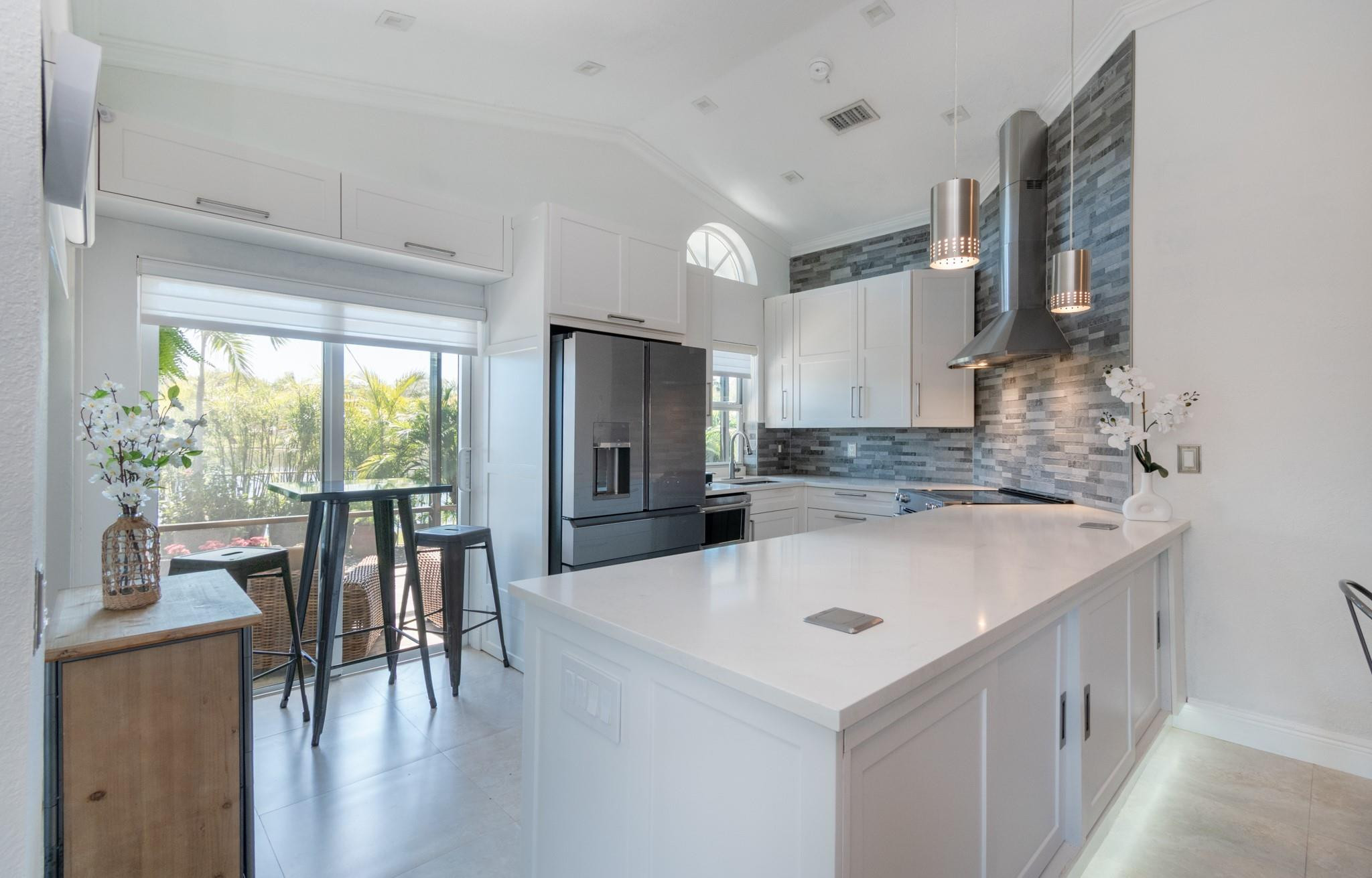 Country Isles Garden Homes - Residential