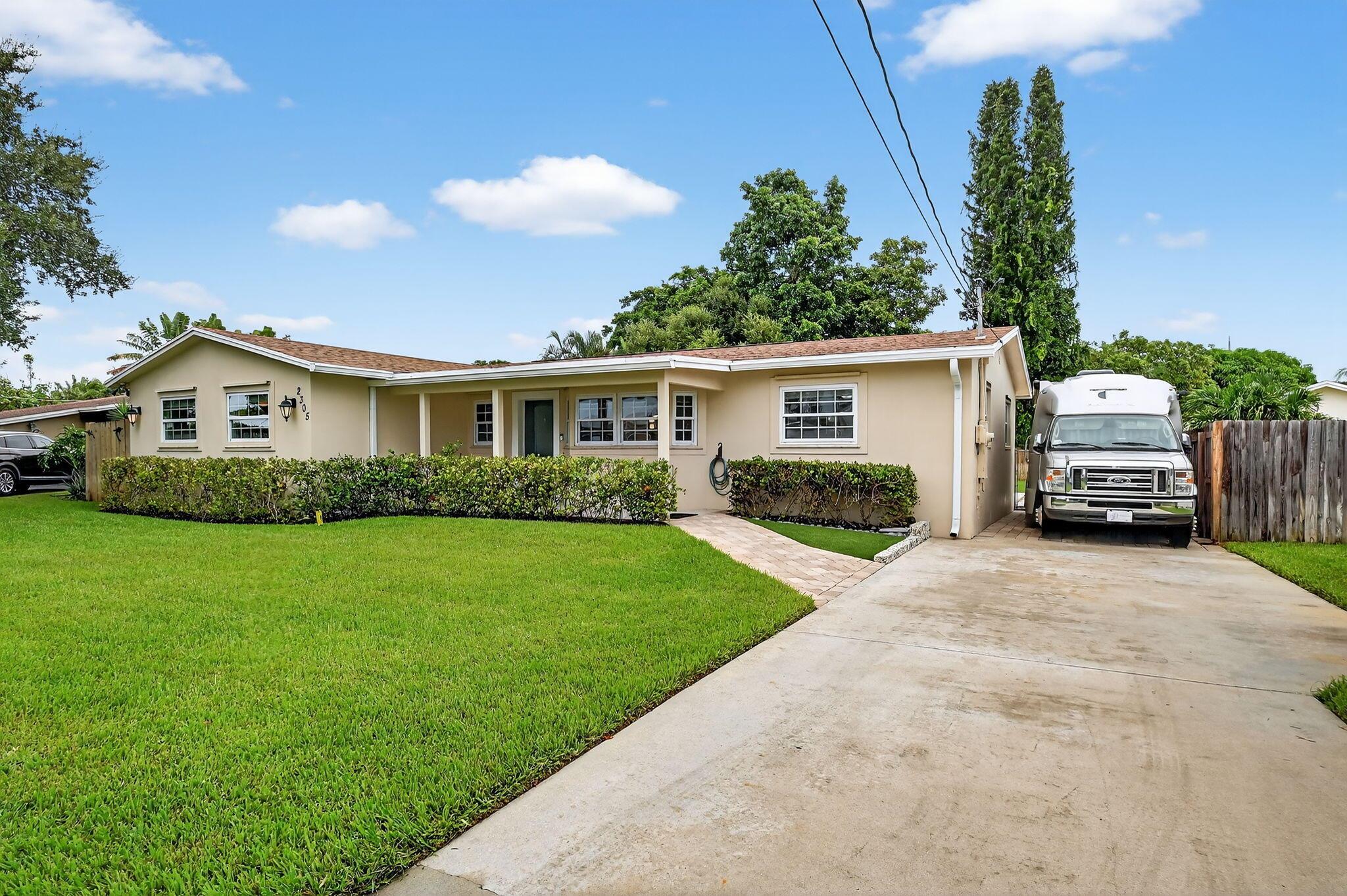2305 Bermuda Drive