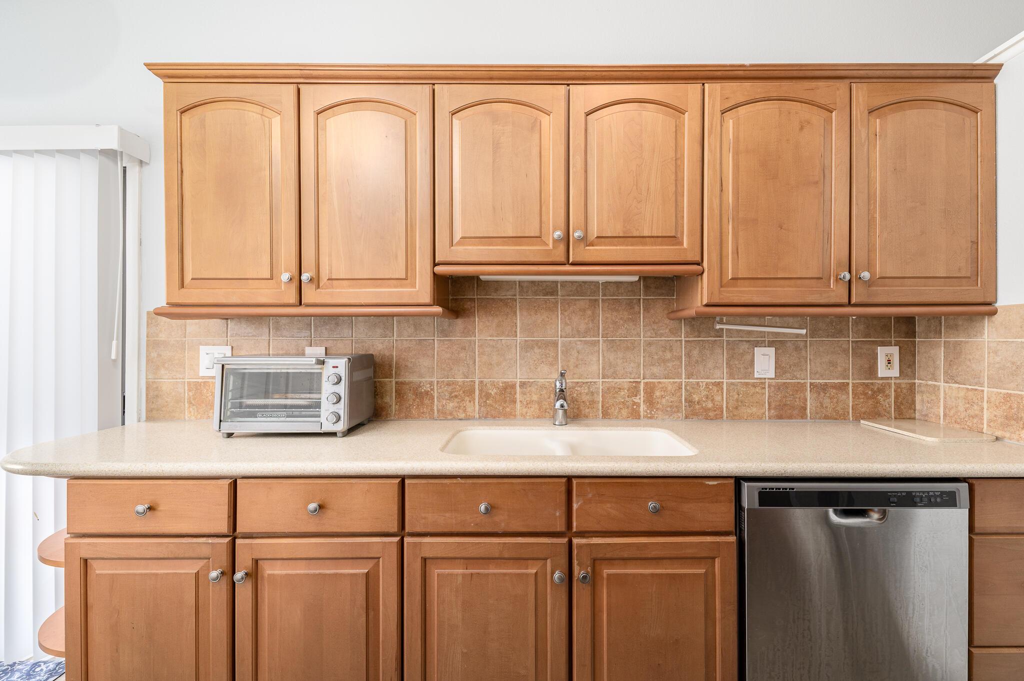 VILLAS OF SANDPIPER BAY U - Residential