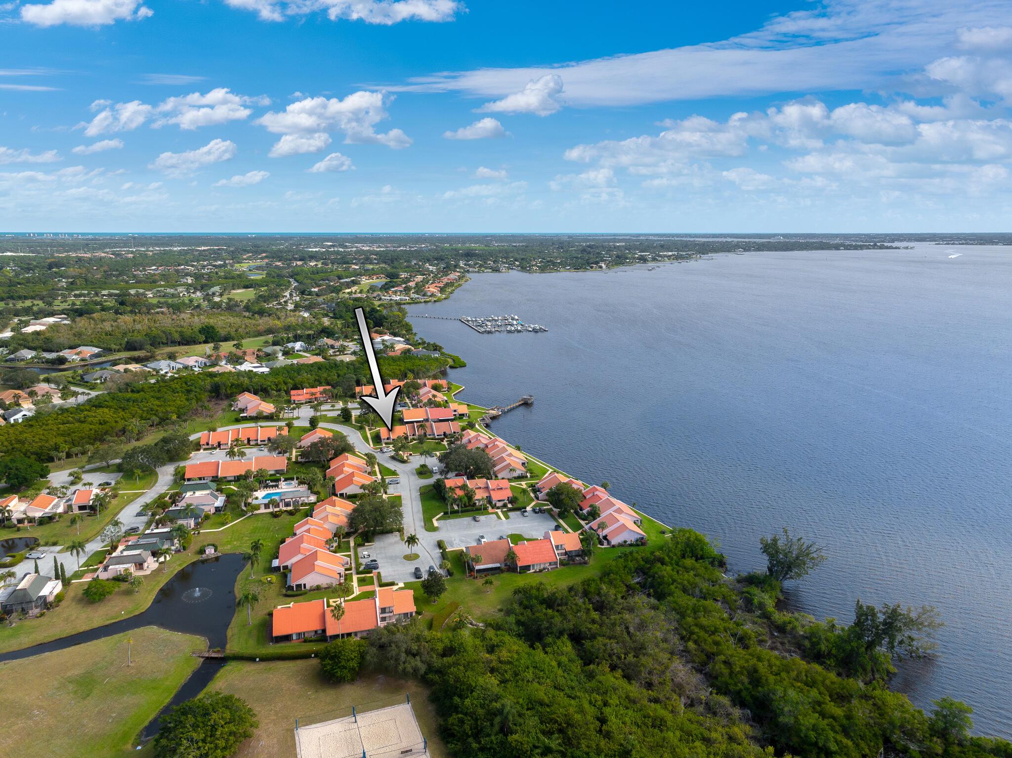 VILLAS OF SANDPIPER BAY U - Residential