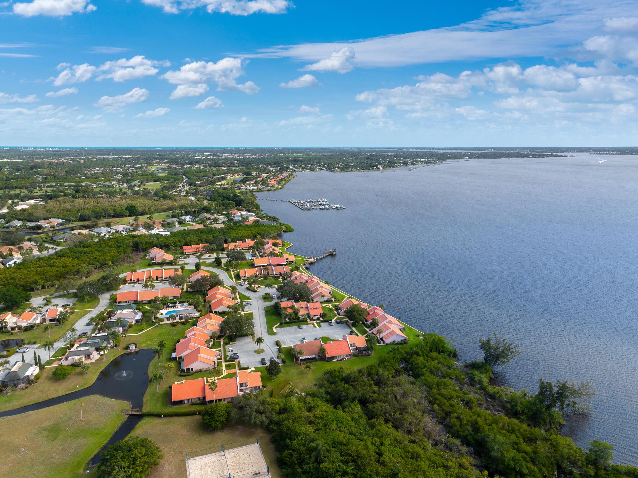 VILLAS OF SANDPIPER BAY U - Residential