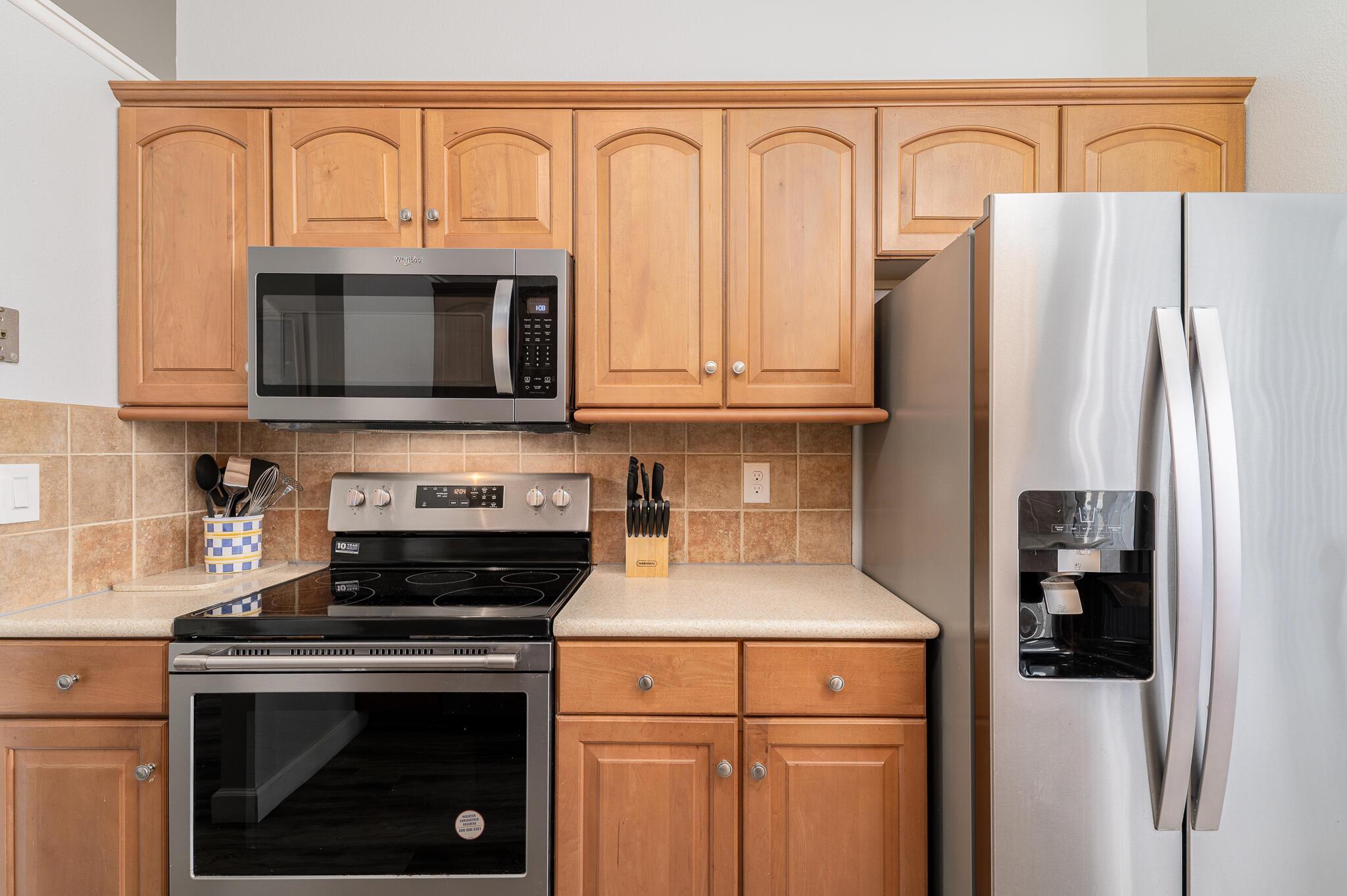 VILLAS OF SANDPIPER BAY U - Residential