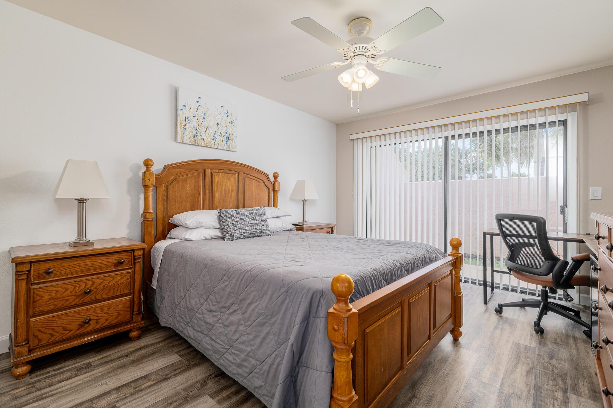 VILLAS OF SANDPIPER BAY U - Residential