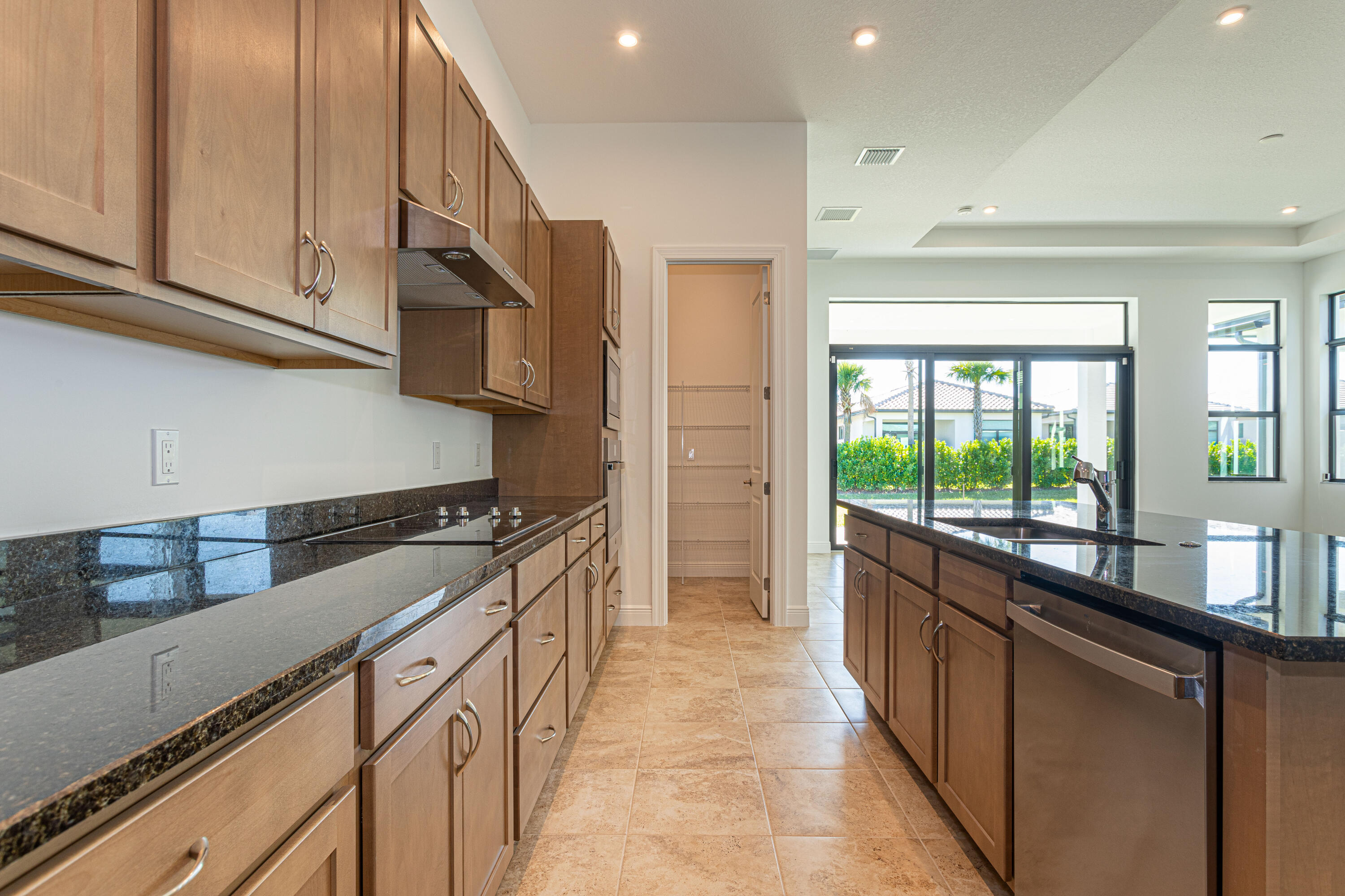 VERANO SOUTH PUD 1 - POD E - PLAT NO. 2 - Residential Lease