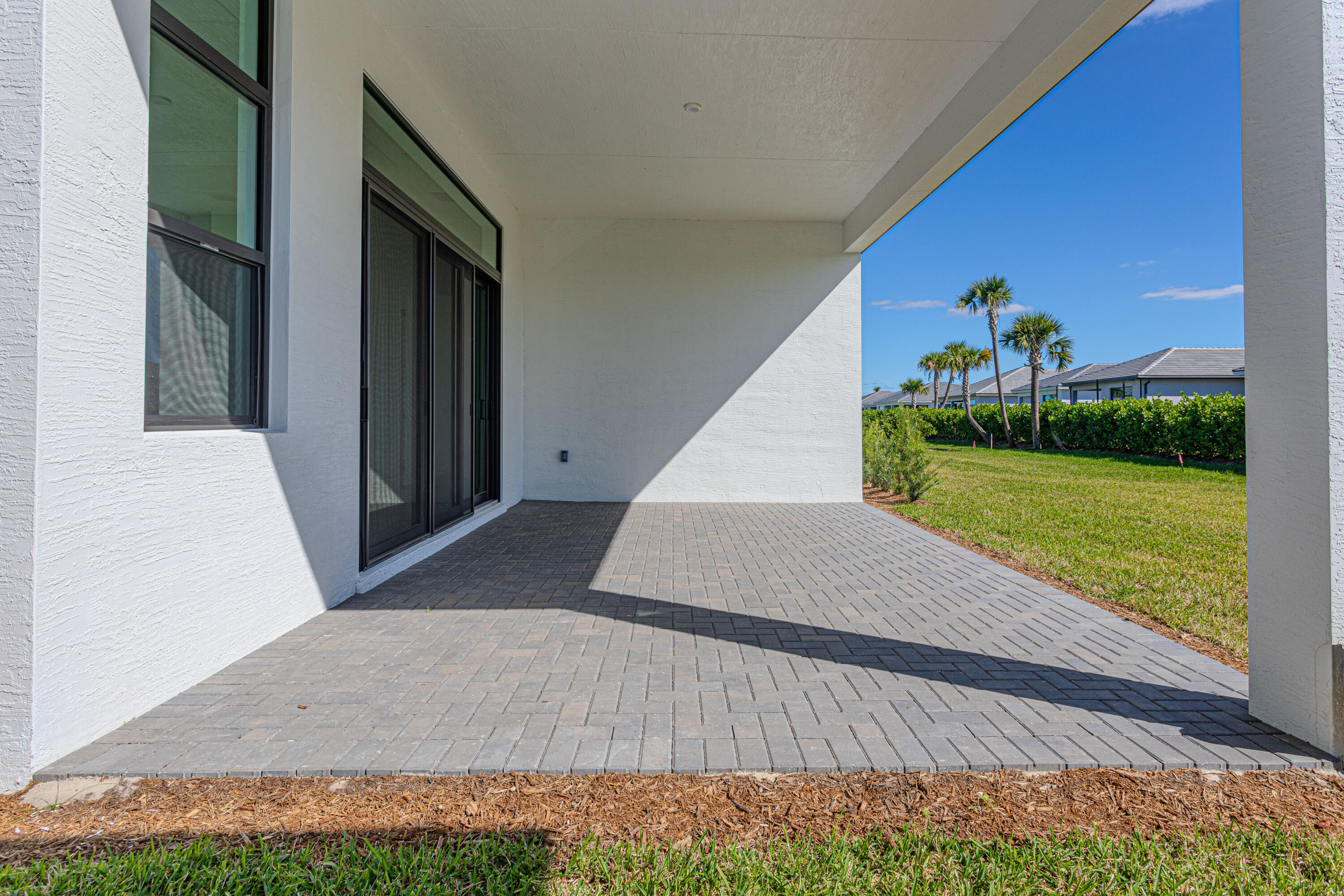 VERANO SOUTH PUD 1 - POD E - PLAT NO. 2 - Residential Lease