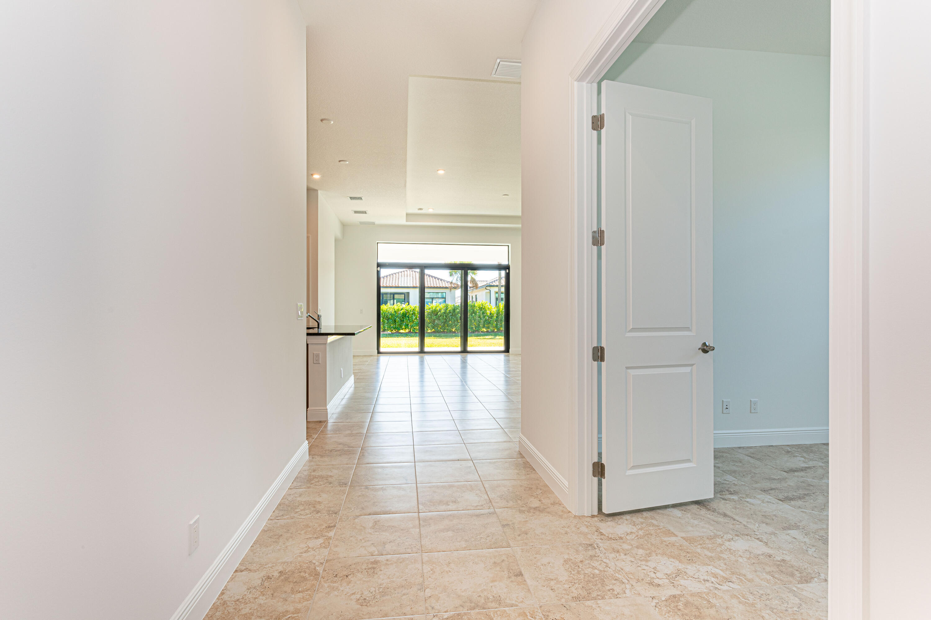 VERANO SOUTH PUD 1 - POD E - PLAT NO. 2 - Residential Lease