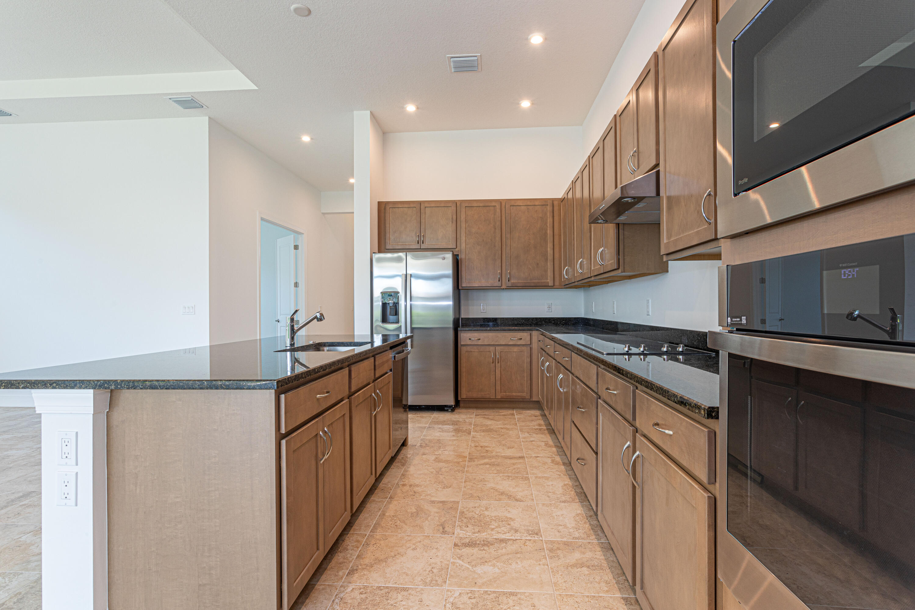 VERANO SOUTH PUD 1 - POD E - PLAT NO. 2 - Residential Lease