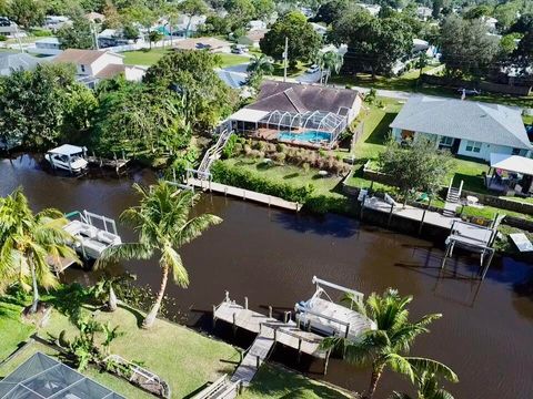 A home in Port St Lucie