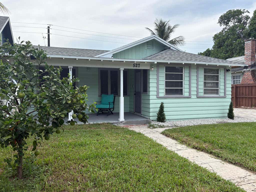Photo of 527 S L Street #1, Lake Worth Beach, FL 33460 (MLS # B26069247)