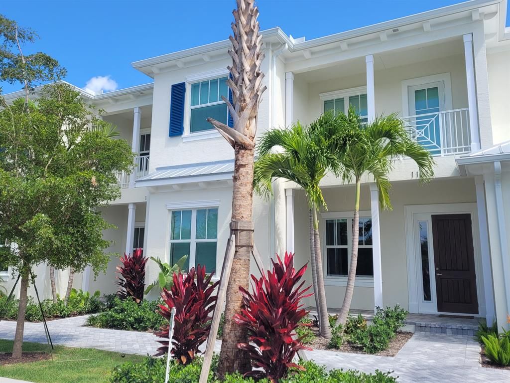 Photo of 11257 SE Blair Lane, Hobe Sound, FL 33455 (MLS # R10675718)