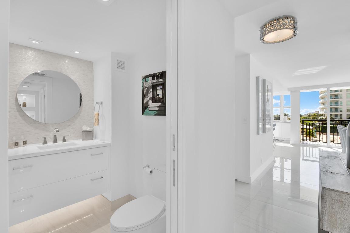 WHITEHALL - Residential