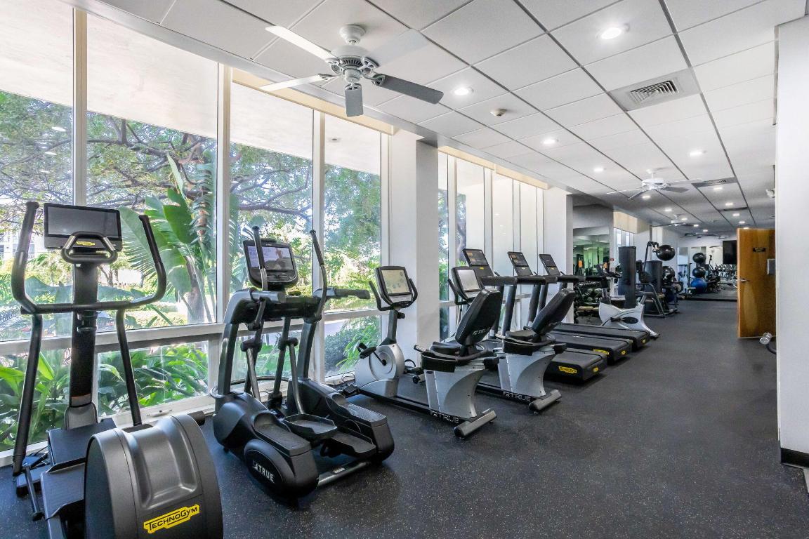 WHITEHALL - Residential