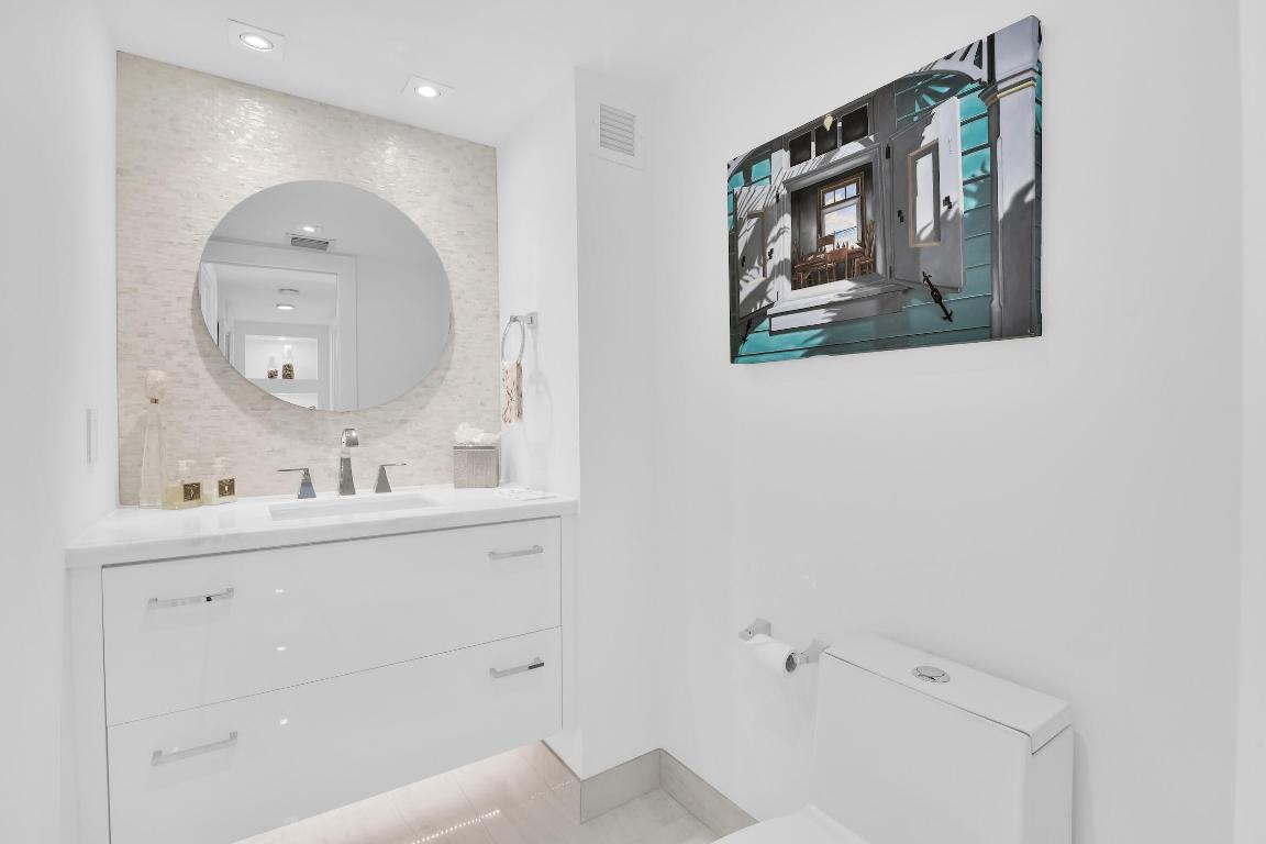 WHITEHALL - Residential