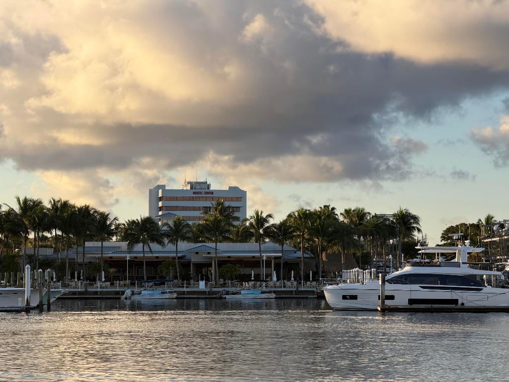 BROADVIEW - Residential