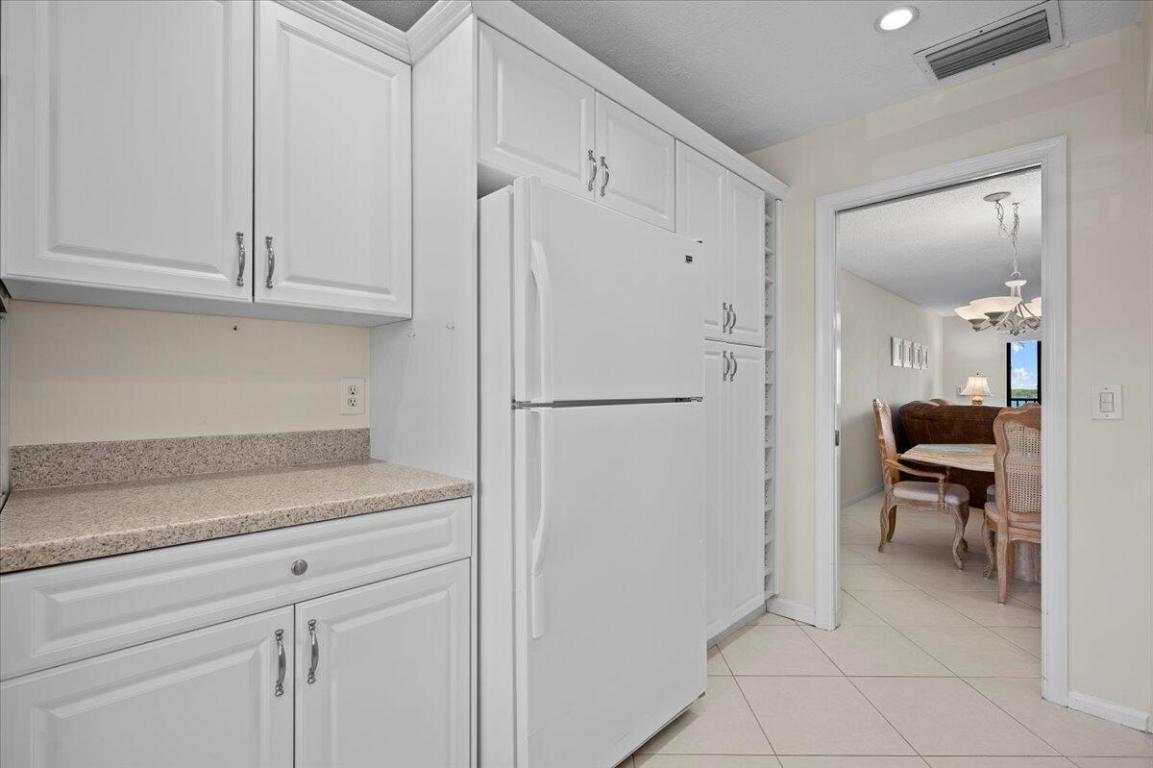 BROADVIEW - Residential