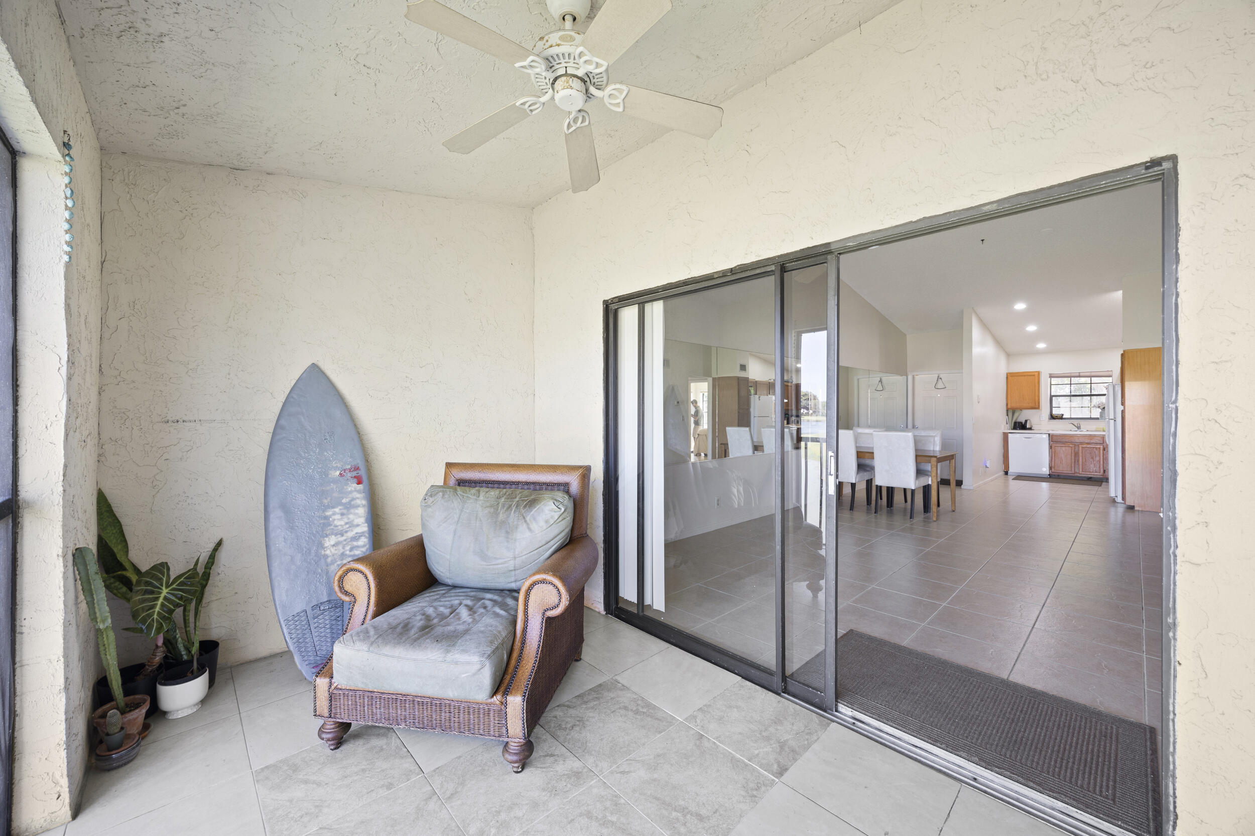 LAKE WINDWOOD CONDO - Residential