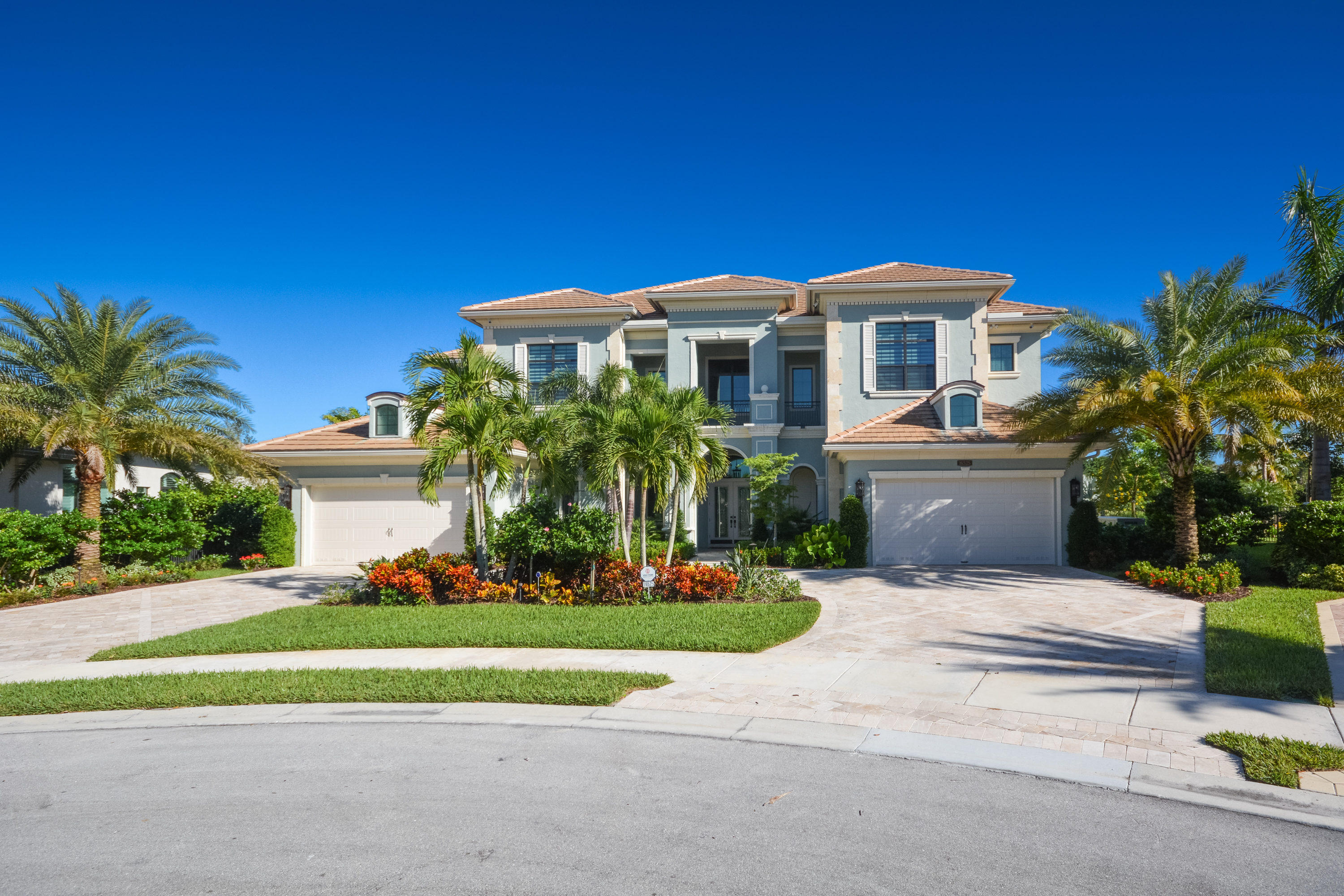 Seven Bridges - Residential