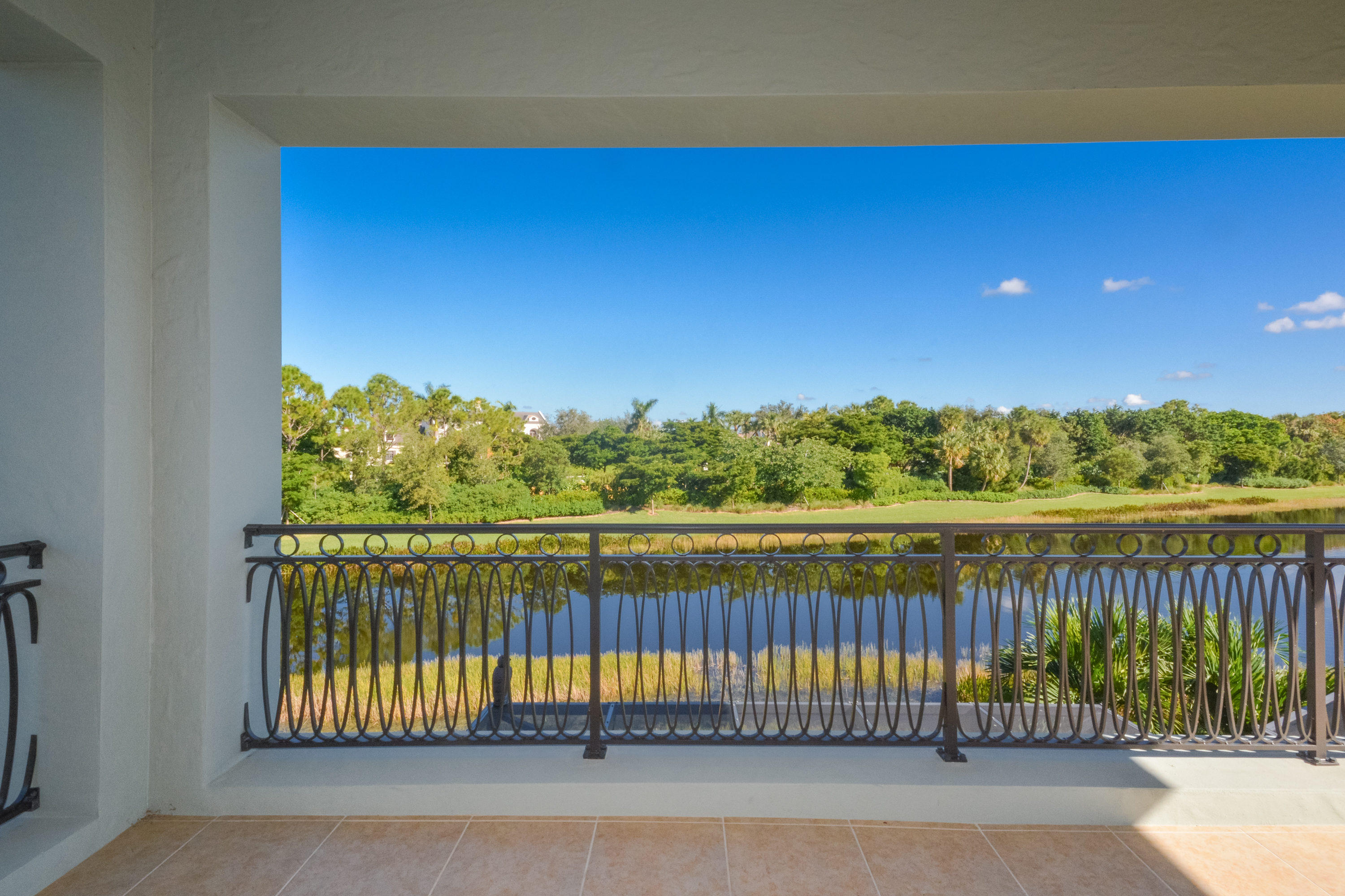 Seven Bridges - Residential