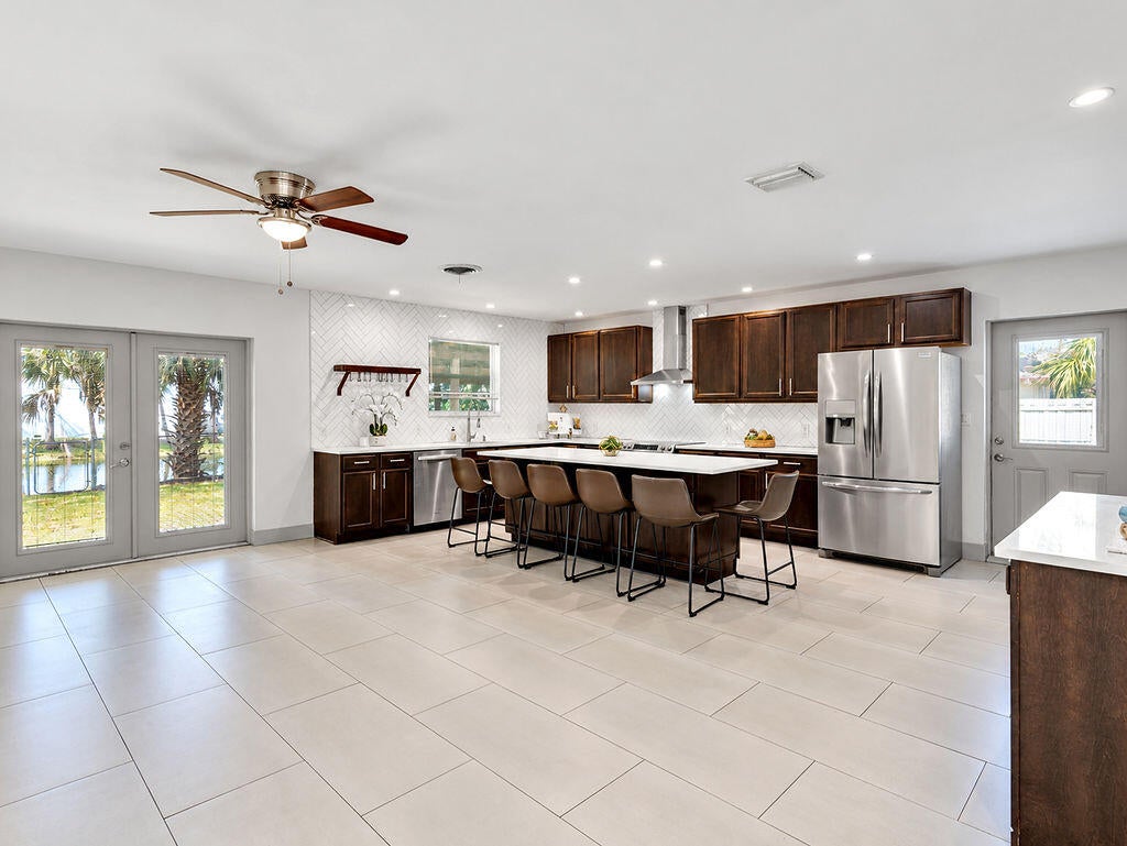Photo of 72 W PALM Drive #Unit 0, Margate, FL 33063 (MLS # B26092208)