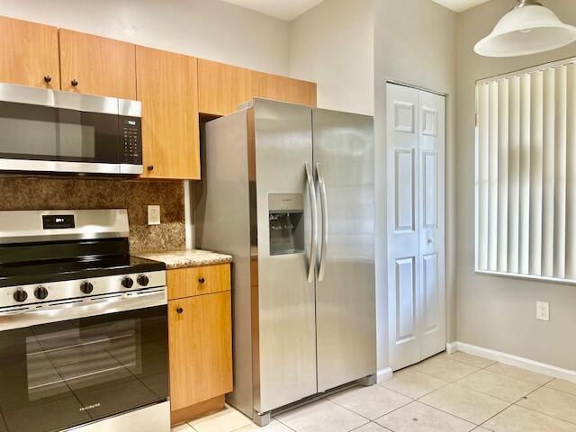 8214 SW 29th Street 104