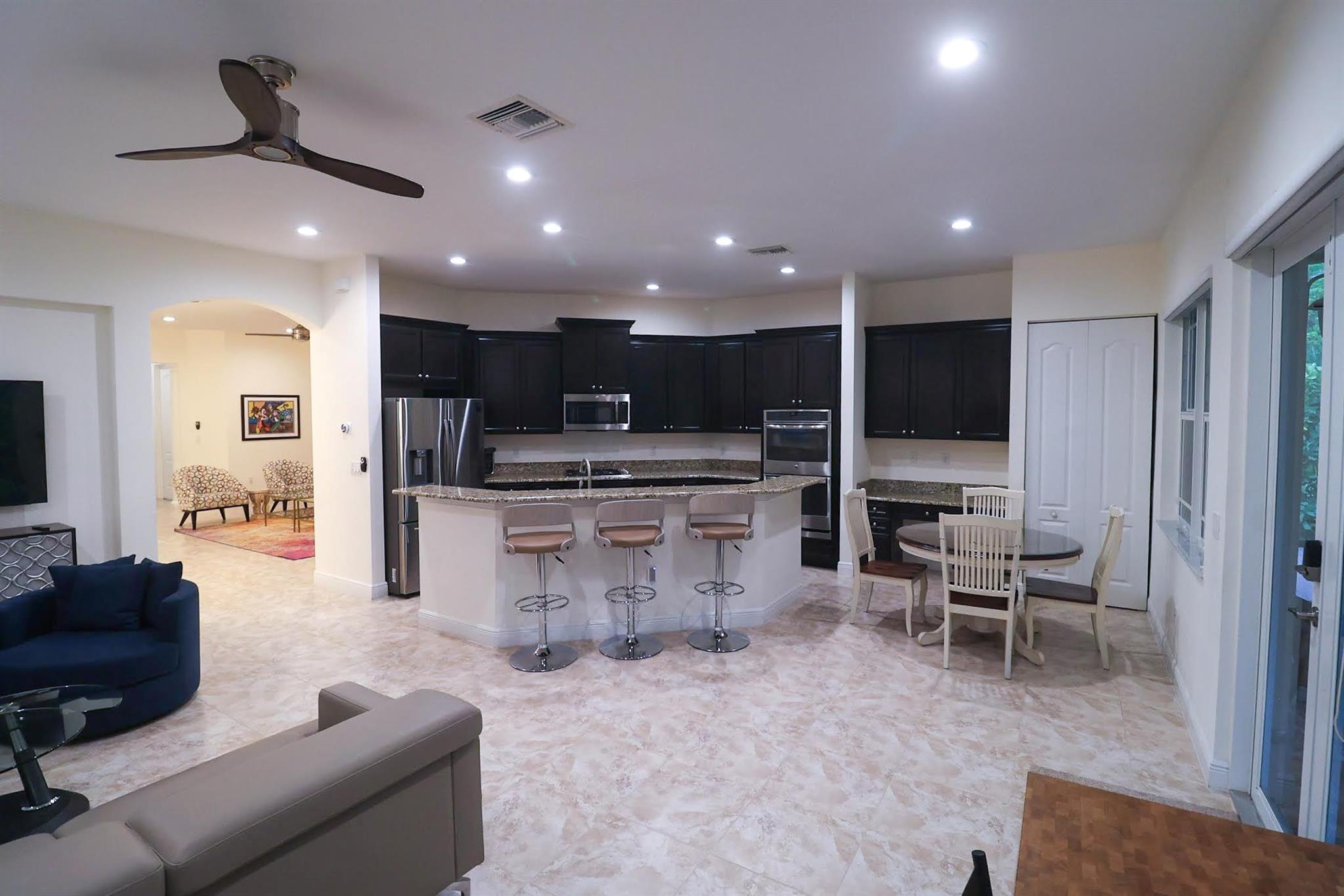 8581 Waterside Court