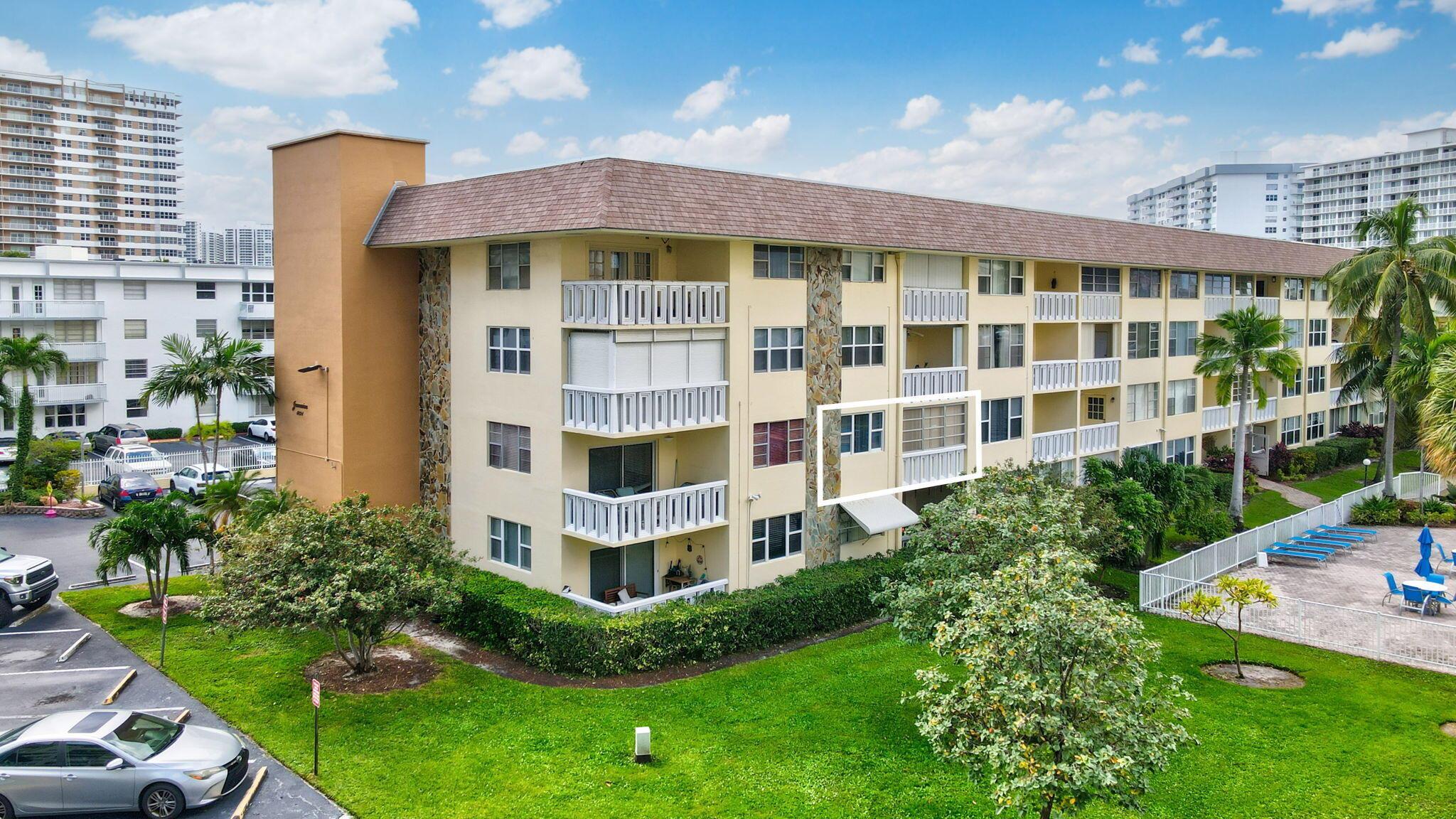 ISLANDS-JAMAICA CONDO - Residential