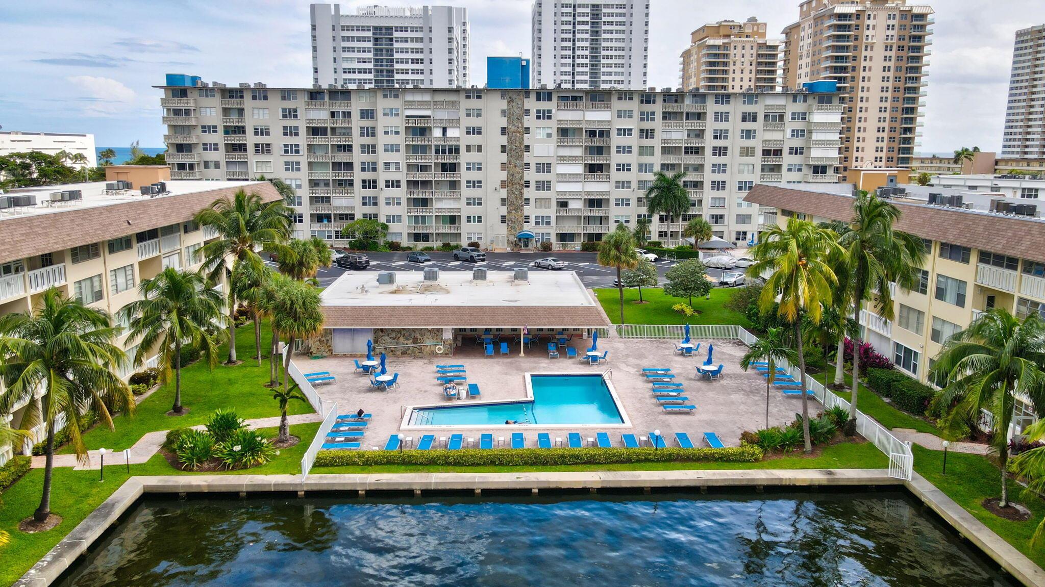 ISLANDS-JAMAICA CONDO - Residential