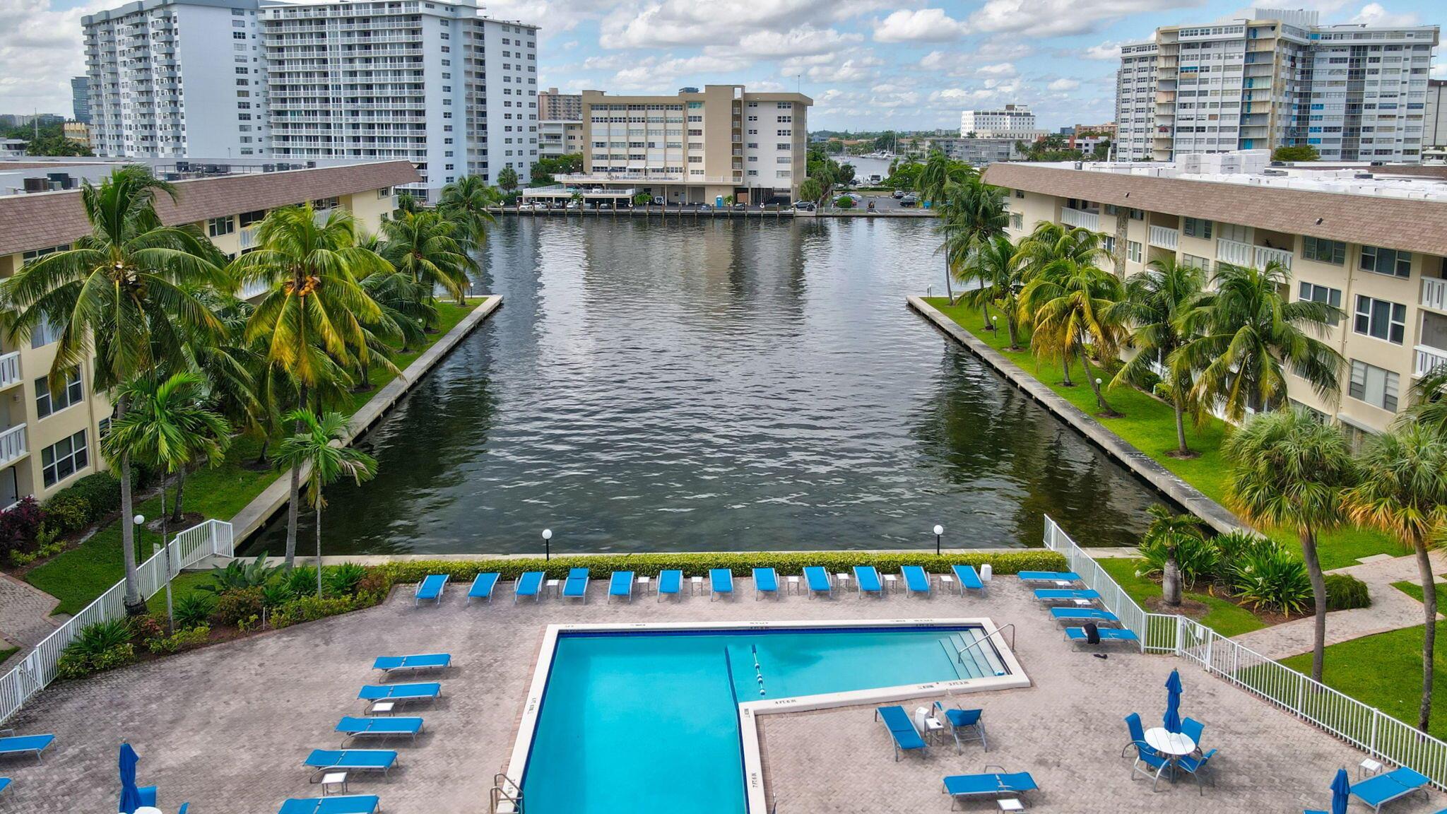 ISLANDS-JAMAICA CONDO - Residential