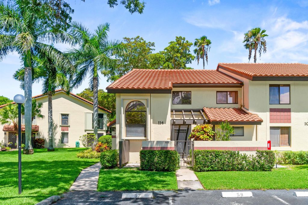 Photo of 10263 N Circle Lake Drive #201, Boynton Beach, FL 33437 (MLS # R11099008)