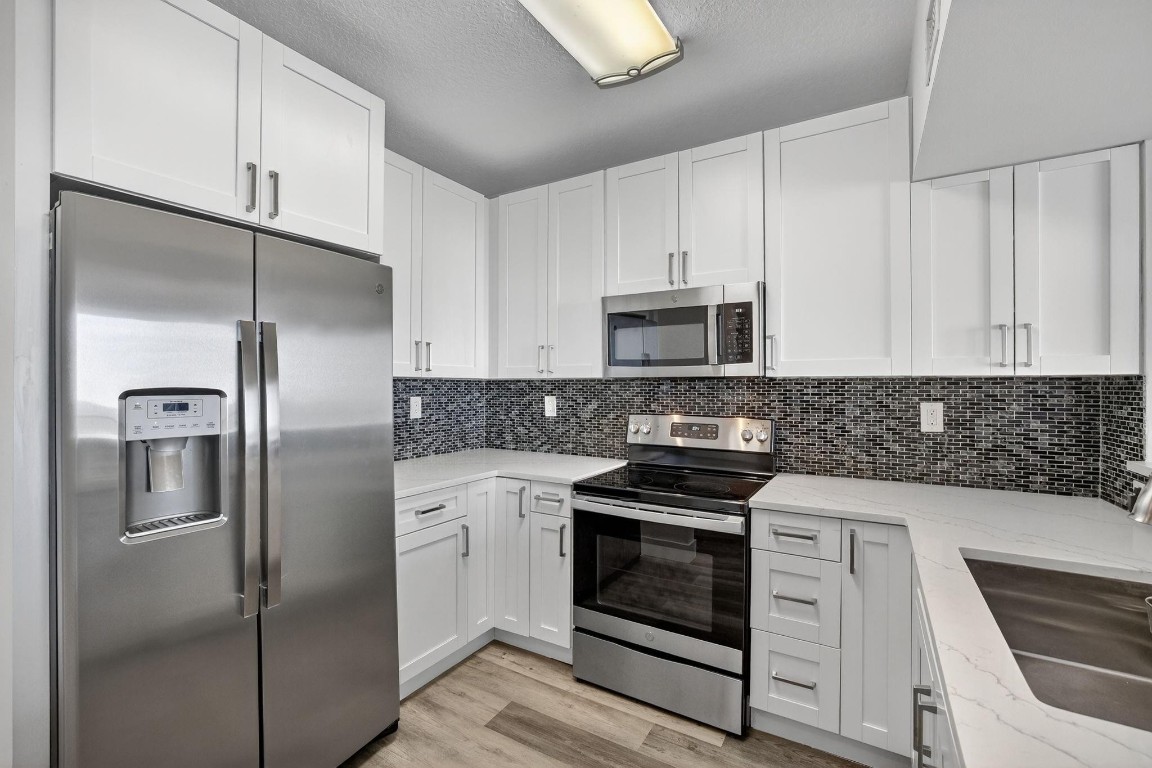 3020 NE 32nd Avenue 1207