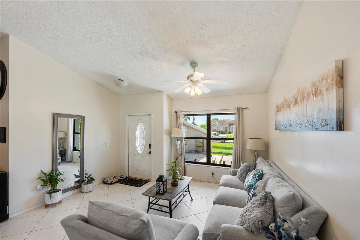 249 NW Goldcoast Avenue