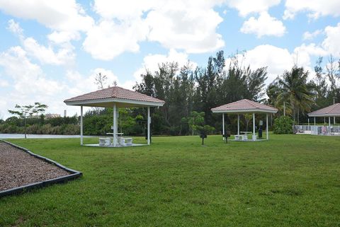 A home in Deerfield Beach