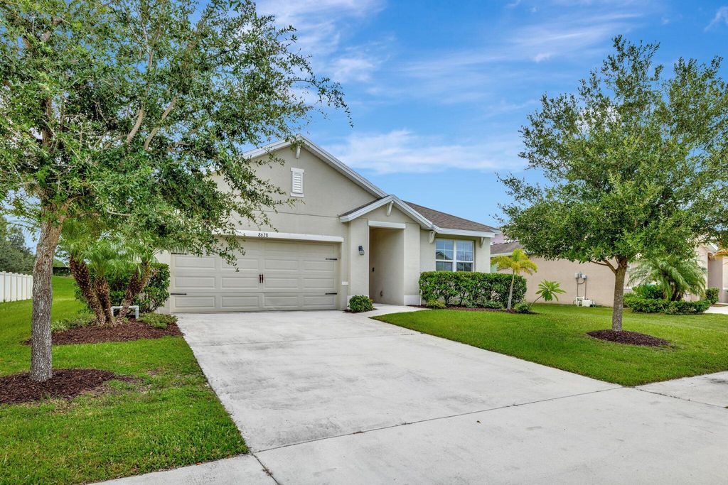 Photo of 8628 Cobblestone Drive, Fort Pierce, FL 34945 (MLS # R11106429)
