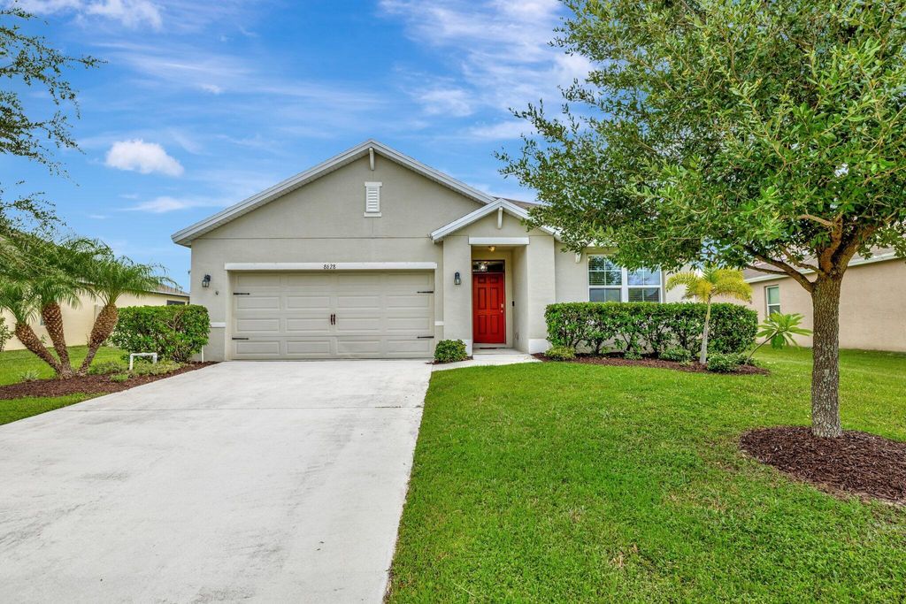 Photo of 8628 Cobblestone Drive, Fort Pierce, FL 34945 (MLS # R11106429)
