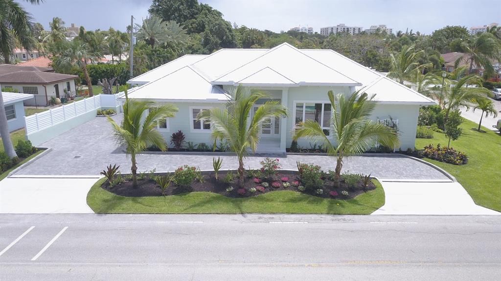 Photo of 185 Lake Dr, Palm Beach Shores, FL 33404 (MLS # R10632917)