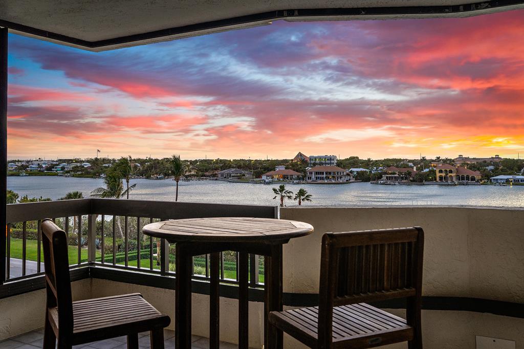 Passages - Residential