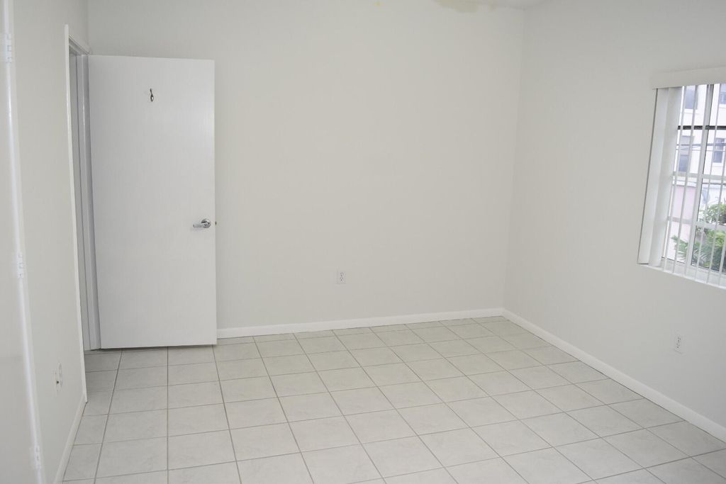 Photo of 2010 Taylor Street #7b, Hollywood, FL 33020 (MLS # B26002072)