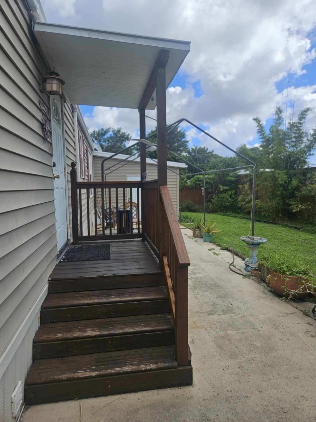 760 SW 135th Ter, Davie, FL, 33325/$309,990 4 760 SW 135th Ter