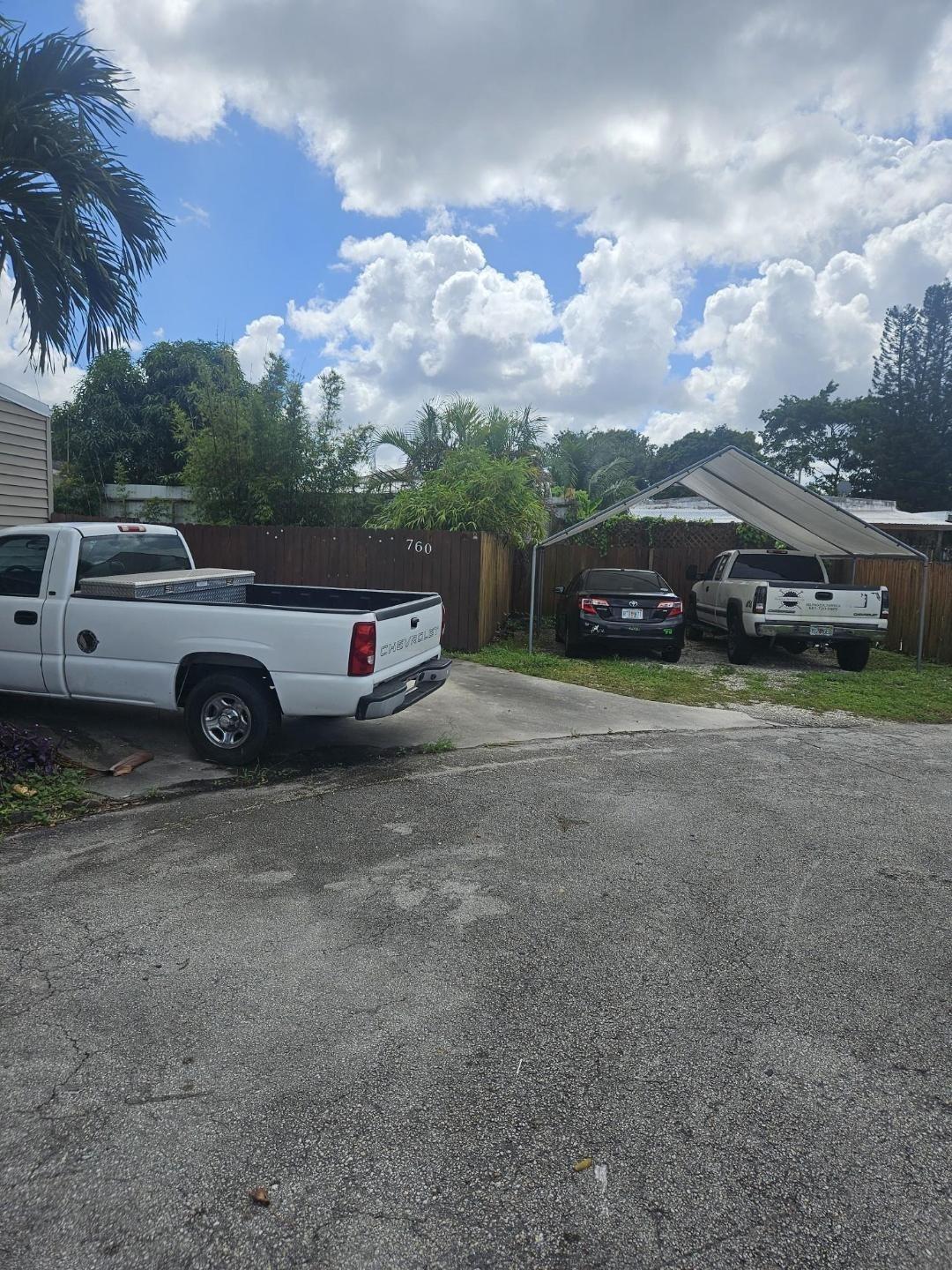 760 SW 135th Ter, Davie, FL, 33325/$309,990 3 760 SW 135th Ter