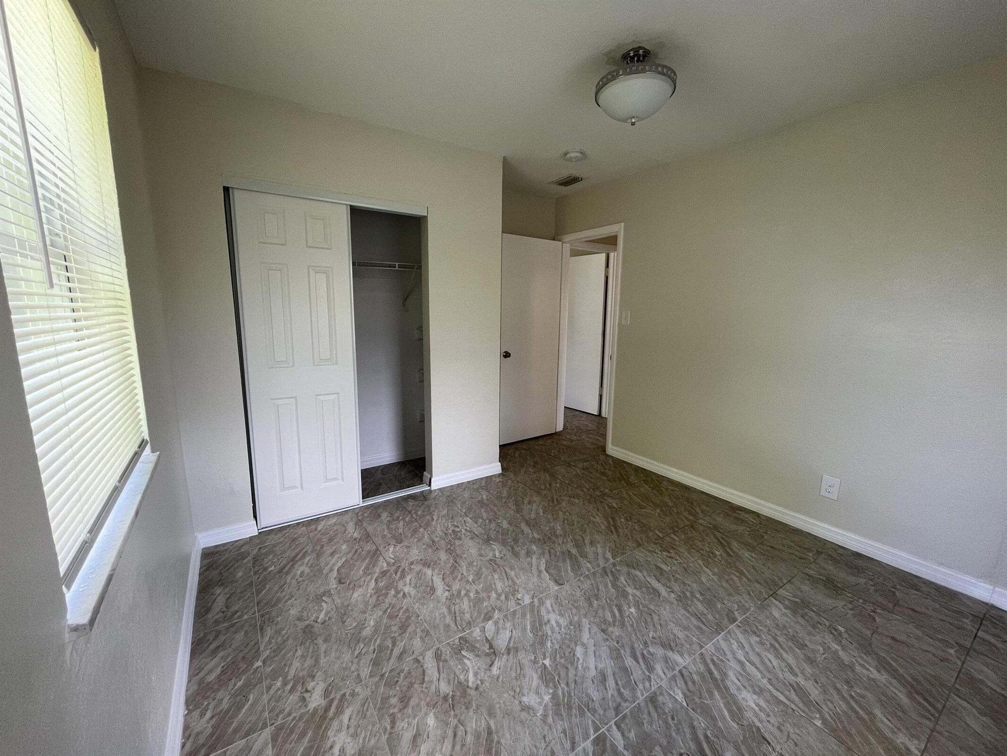 RIVER PARK UNIT 5 - Residential