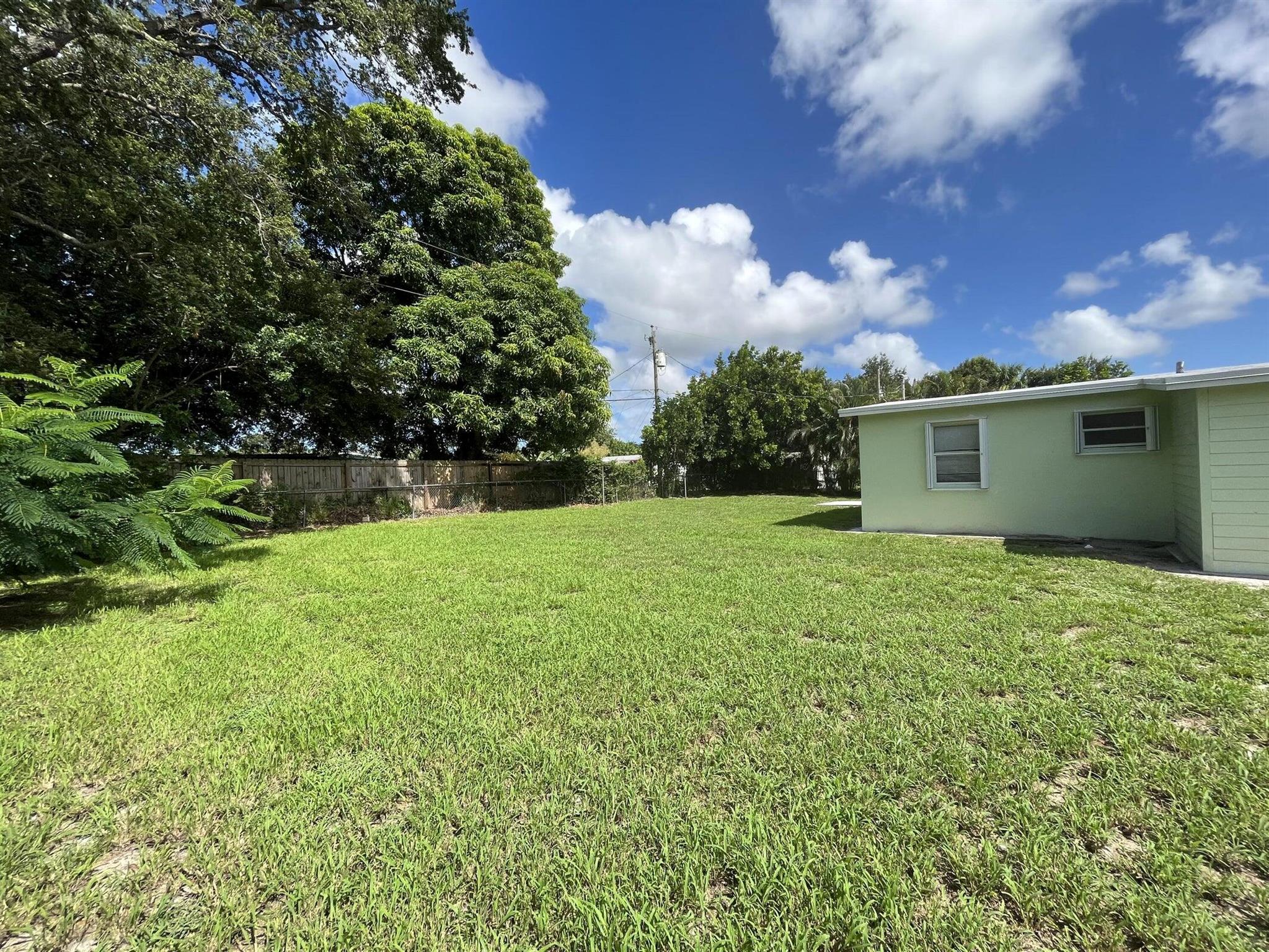 RIVER PARK UNIT 5 - Residential