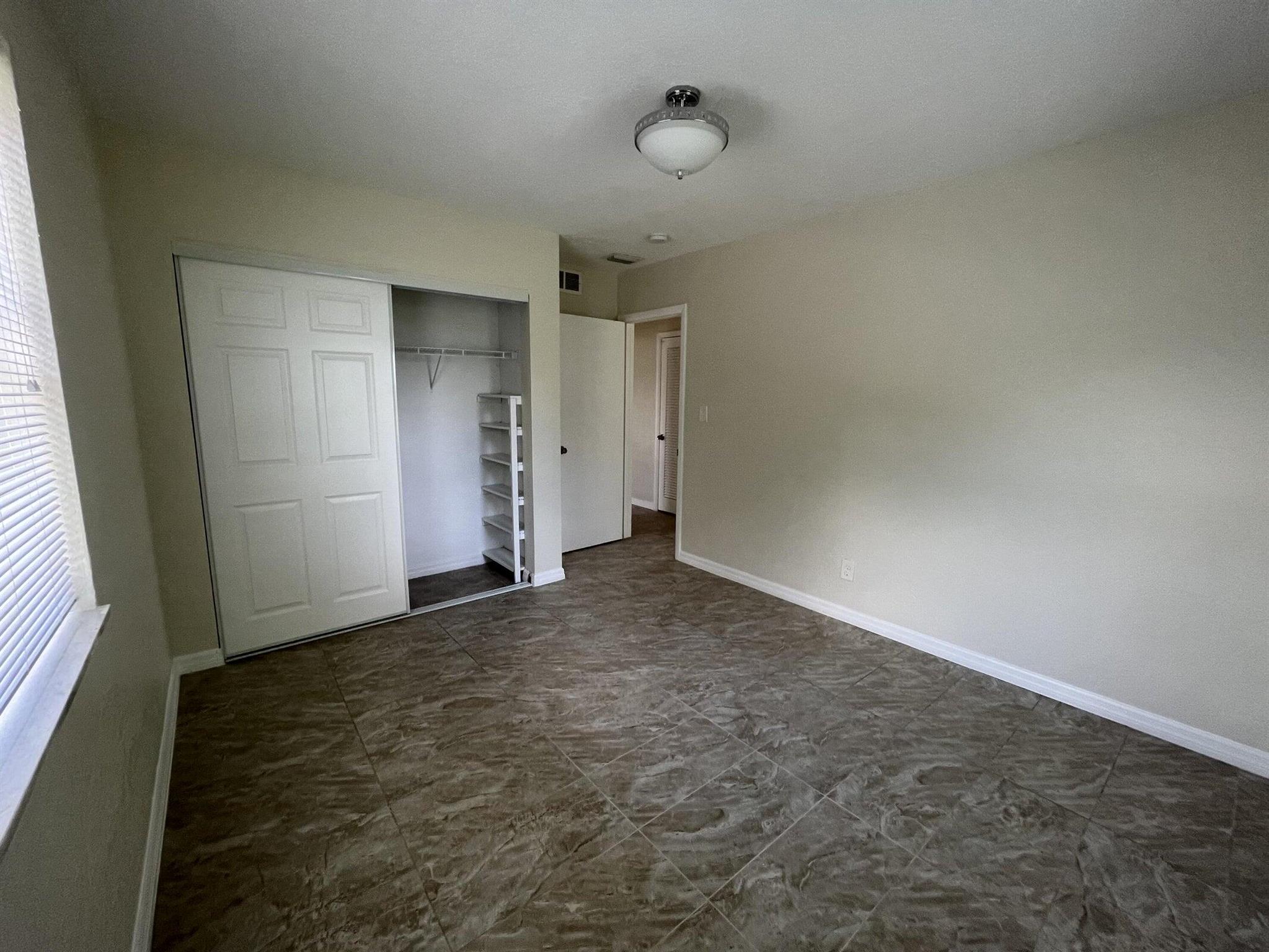 RIVER PARK UNIT 5 - Residential